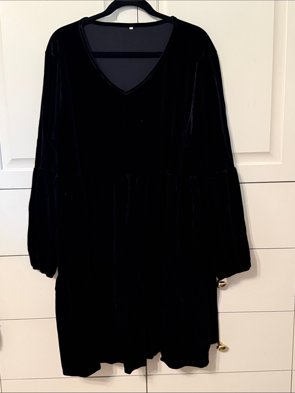 Amazon Black Velvet V-Neck Long Sleeve Dress